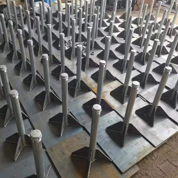 于洪鑫亿呈沉降板生产